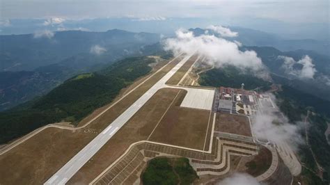 巫山機場|重庆巫山机场正式通航 可赏高峡平湖